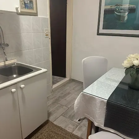 Old Town House Manosa Apartment Split