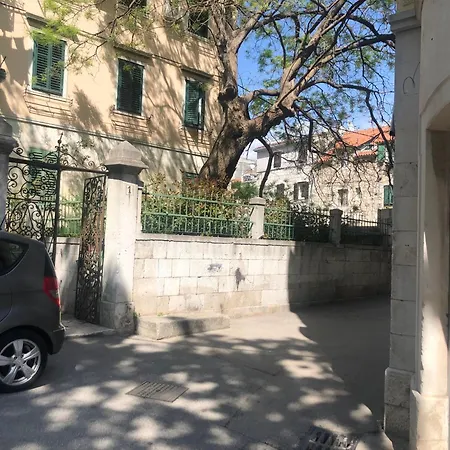 Old Town House Manosa * 斯普利特